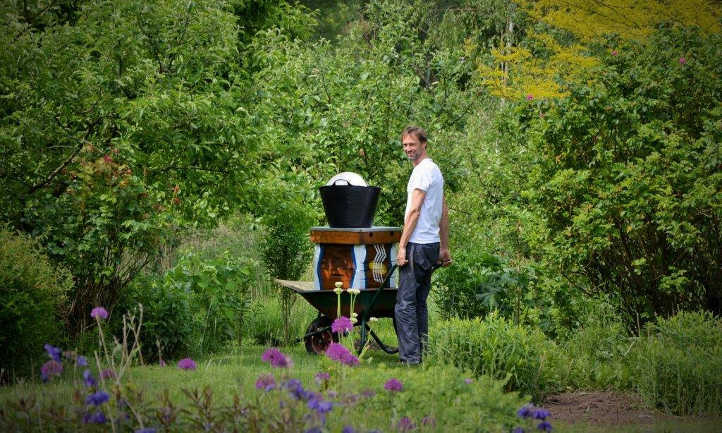 Você está visualizando atualmente Benefícios para a Saúde Mental da Jardinagem: O Toque Curativo da Natureza